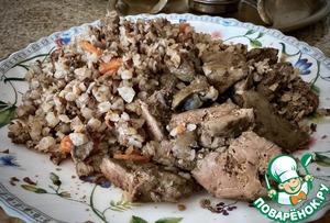 Гречневая каша с куриной печенью