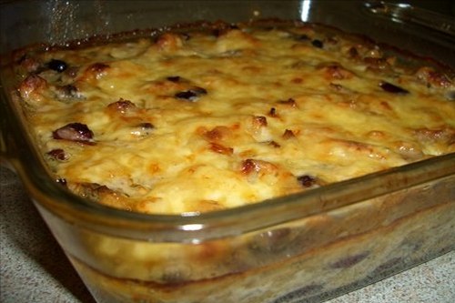 Жульен с курицей и грибами, запеченный в духовке
