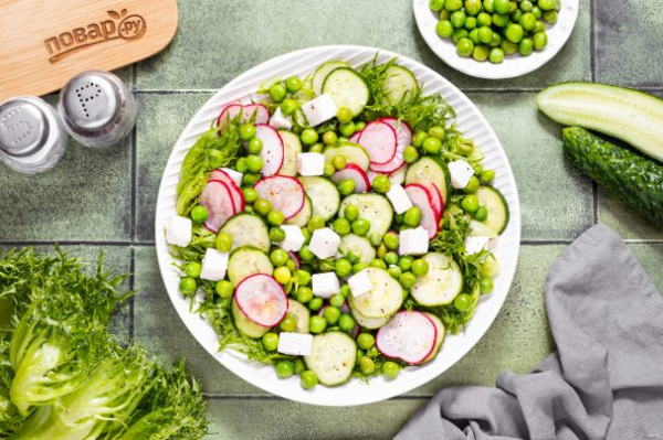Салат из зеленого гороха